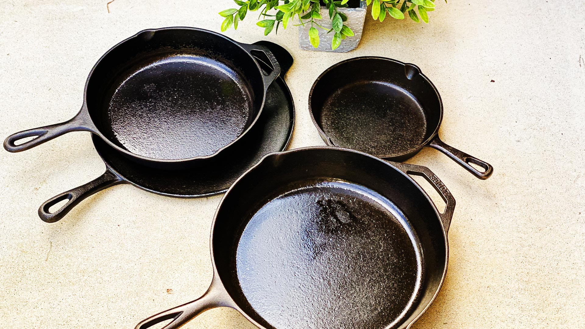 5 Reasons You Should Use Cast Iron - Loving Hospitality